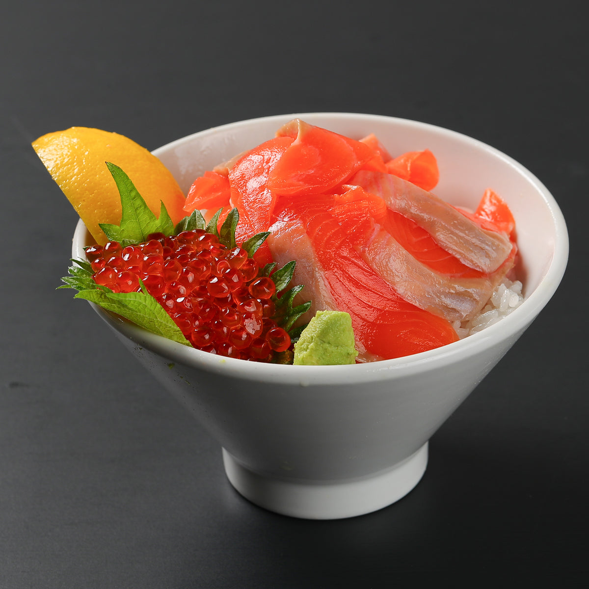 国産TSUDAUサーモン 1.7kg以上目安 – 津田宇水産